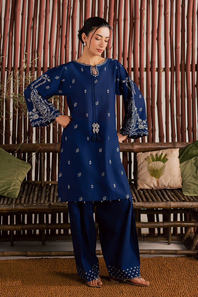 AMBER EMBROIDERY 2PC